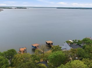125 Pebble Beach Dr, Mabank, TX 75156