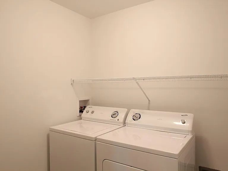 211 N 1st Ave — Photo 16