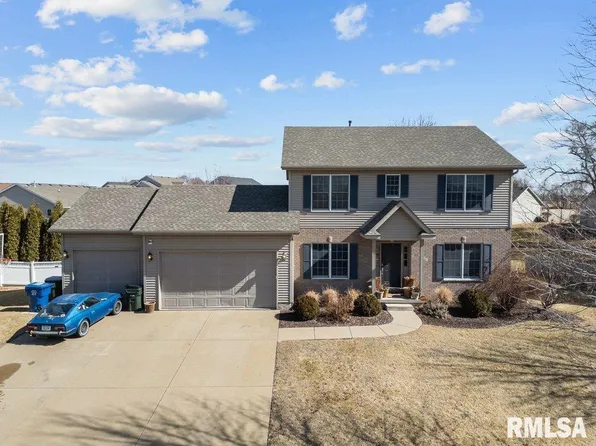 5821 Lorton Ave, Davenport, IA 52807