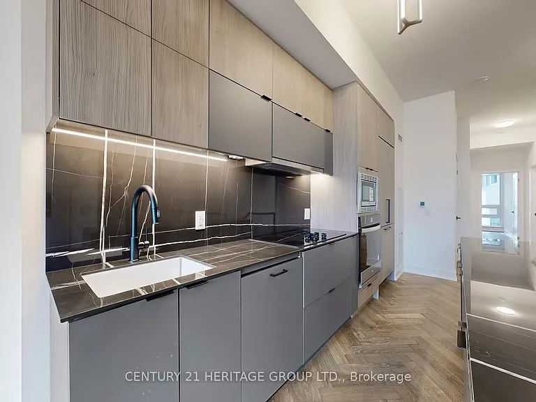 8888 Yonge St #103-L/W — Photo 12