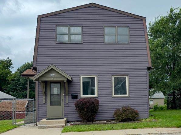 704 Ledochowski St
