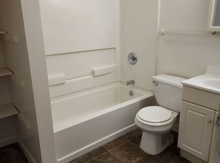 2110 Hobson Rd #C-111, Fort Wayne, IN 46805