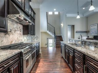 1306 Hawthorne St, Houston, TX 77006