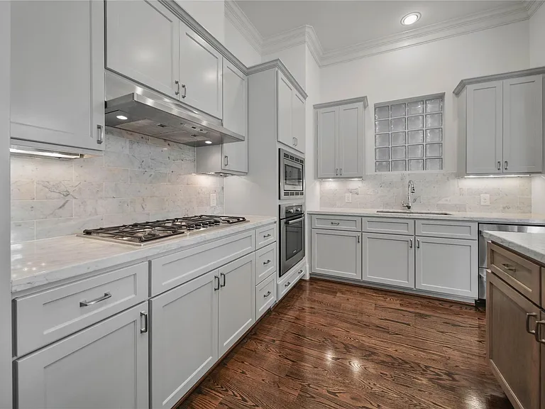 42 Wooded Park Pl — Photo 8