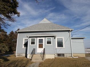 1663 294th St, North English, IA 52316