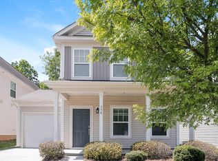 330 Cornielle Ln, Charlotte, NC 28216