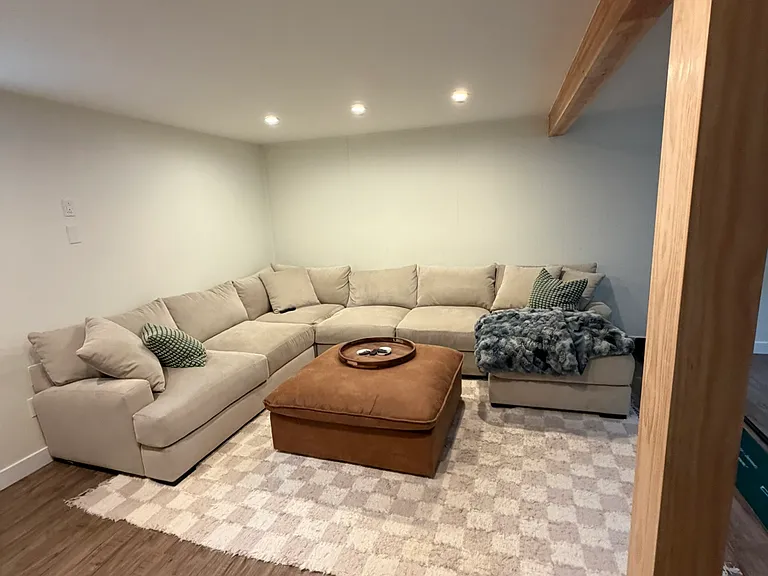 3242 Perry St — Photo 8
