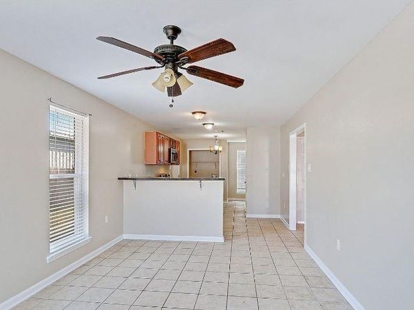 1915-1917 Tusa Dr, Violet, LA 70092