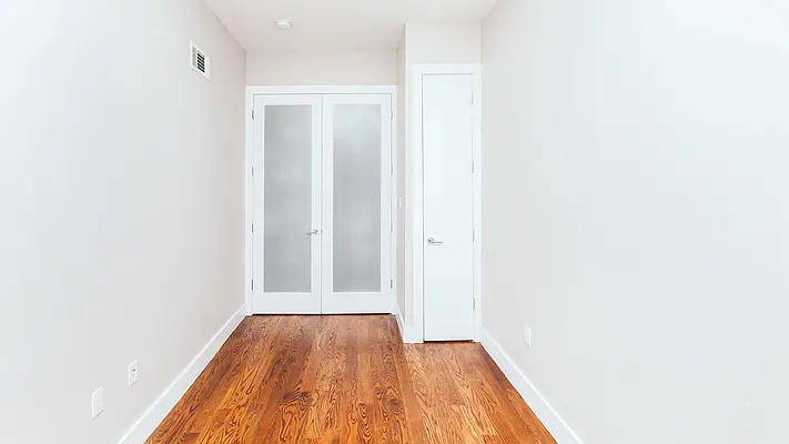 Rented by Nooklyn NYC LLC | media 11