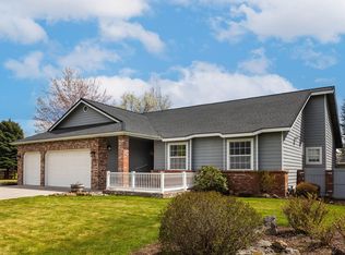 2287 NE Lakeridge Dr, Bend, OR 97701