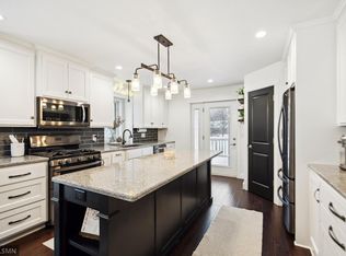 3019 Ontario Rd, Little Canada, MN 55117