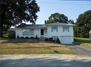 51 Ridge St, Woonsocket, RI 02895