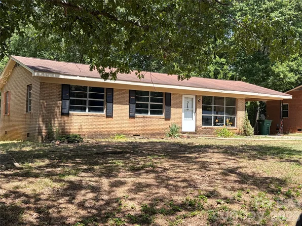 318 Shady Ln, Norwood, NC 28128