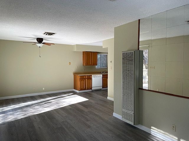 Living Room/Kitchen