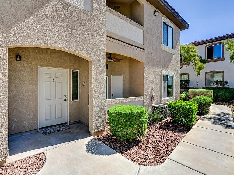 2305 W Horizon Ridge Pkwy #1512 — Photo 37