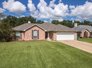 220 Dustin Cir, Broussard, LA 70518