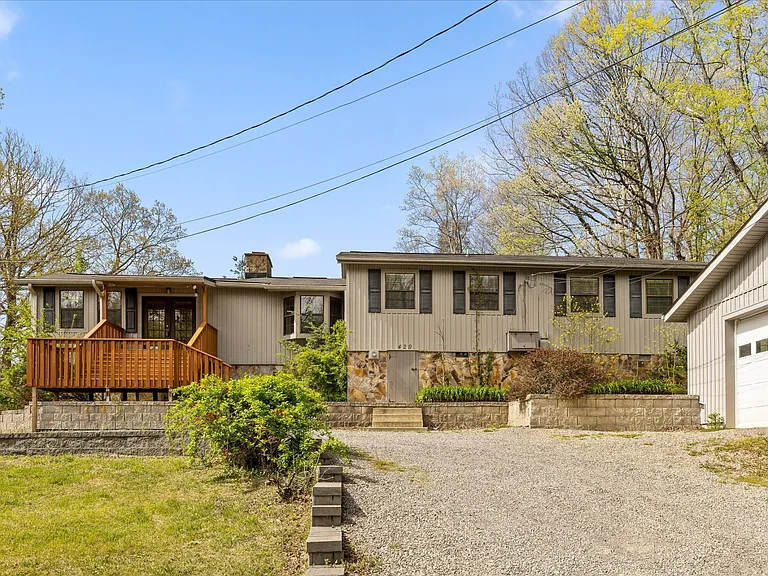 429 Saint Simon Trl — Photo 33