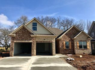 3052 Equestrian Ct, Bowling Green, KY 42104