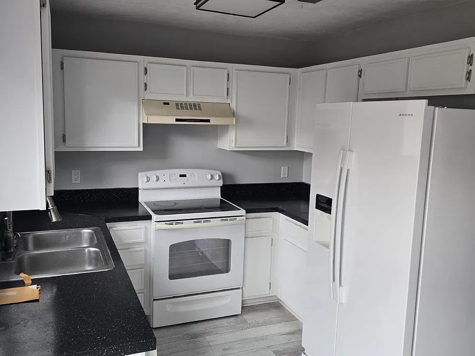 422 Indian Village Trl