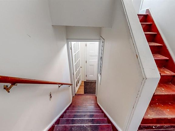 4th image of 57 Gower Street