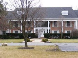 108 Carriage Way Dr APT 201A, Burr Ridge, IL 60527