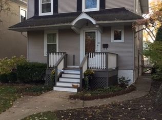 1511 Forest Ave, Wilmette, IL 60091