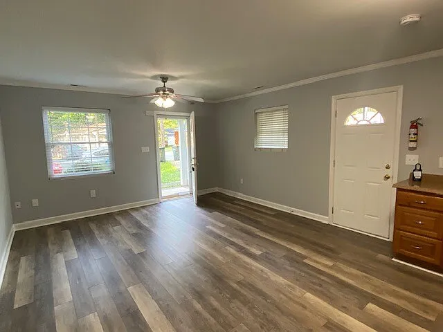2 bed, 1.0 bath, 750 sqft, $1,100 — Photo 4