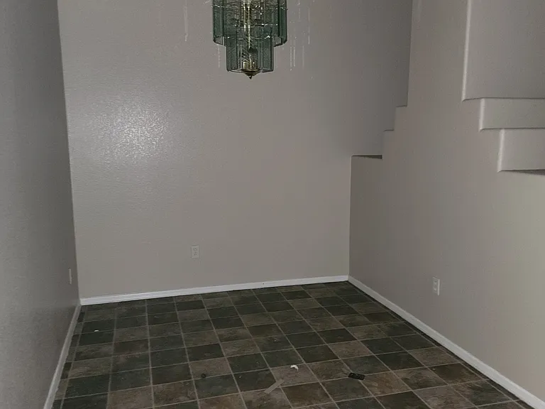 4801 N Sonoma Ranch Blvd #B — Photo 4