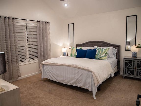 5th image of 5430 Laurel Creek Way