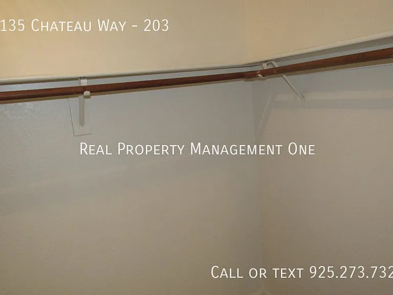 3135 Chateau Way #203 — Photo 9