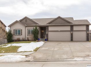 17419 Redman Ave, Omaha, NE 68116