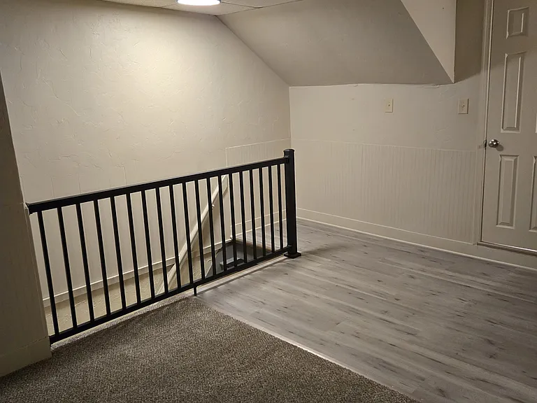 524 Spruce St #4 — Photo 4