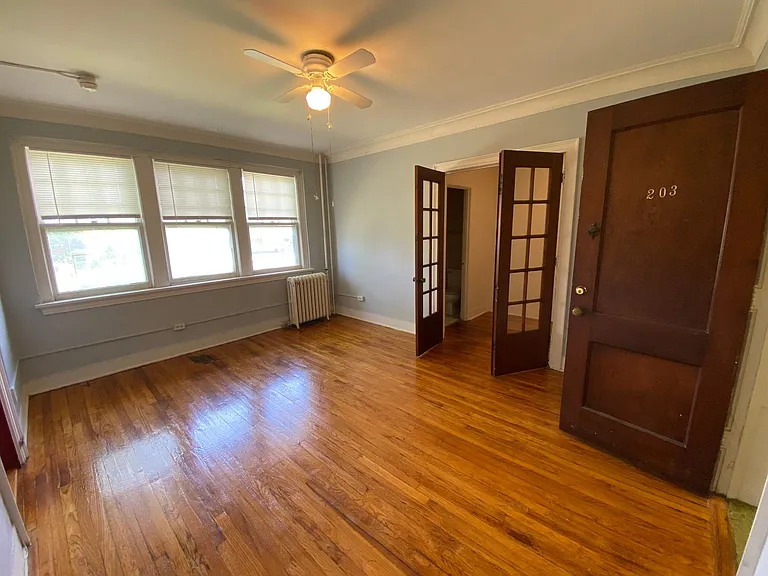 Rollins Apartments — Photo 19