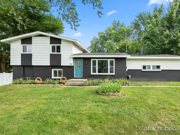 176 Greenfield Dr, Ionia, MI 48846