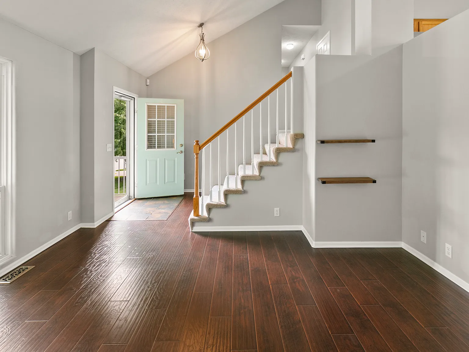2 bed, 1443 sqft, $2,000 — Photo 3