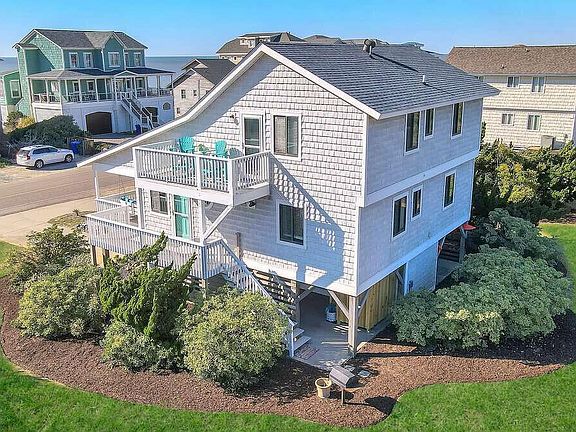 3rd image of 6602 W Beach Drive