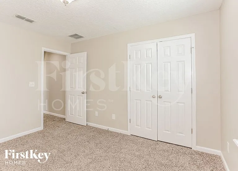 721 Reflection Cove Rd E — Photo 13
