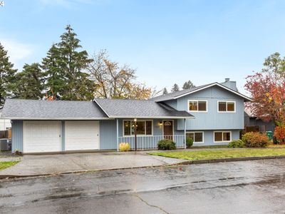1217 N Pennington Dr, Newberg, OR, 97132