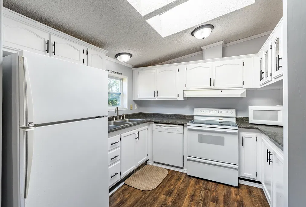 1703 Cedar Avenue - 1 — Photo 2