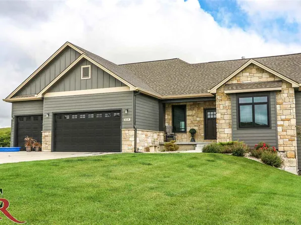 3510 Eldridge Dr, Manhattan, KS 66503