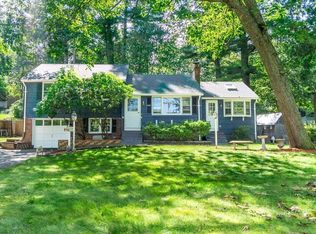 18 Princess Ave, North Chelmsford, MA 01863
