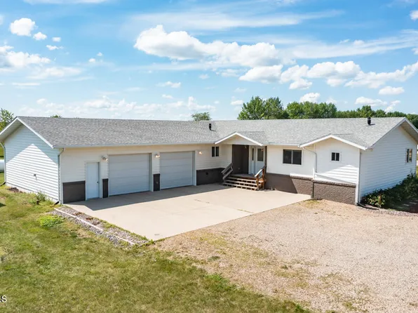 2 Aero Dr, Garrison, ND 58540