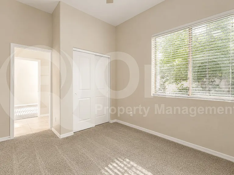 2315 E Pinchot Ave #128 — Photo 15