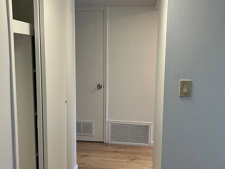 180 Bradshaw Dr #15 — Photo 10