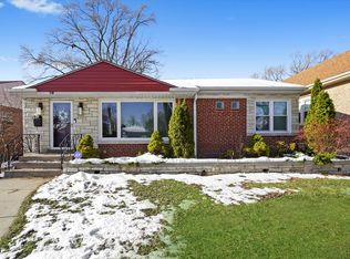 7518 Karlov Ave, Skokie, IL 60076