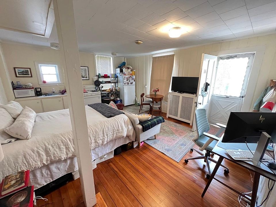 2nd image of 7 Prentiss St #1A