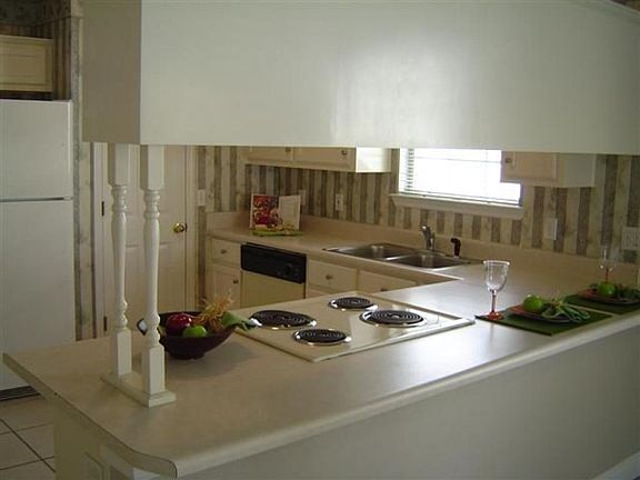5th image of 2141 Fallbrooke Ct