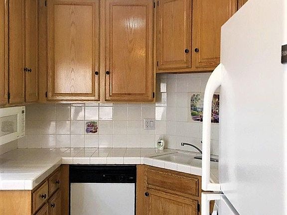 2nd image of 2633 Centinela Ave APT 10