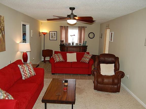 3rd image of 5736 Crafton Dr