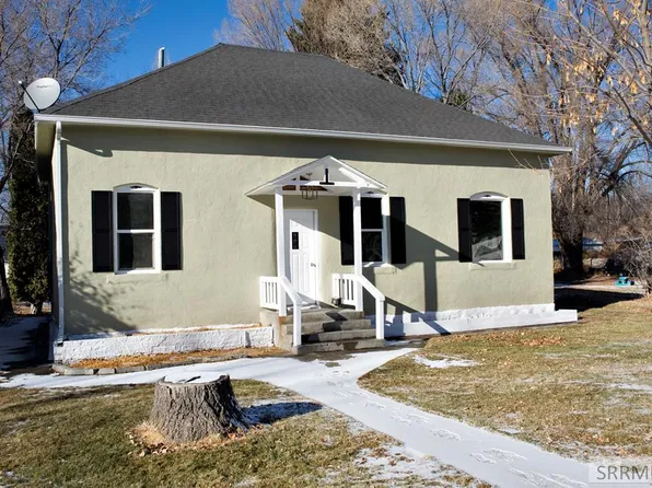 709 S University Ave, Blackfoot, ID 83221